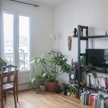 Bright 32M With Balcony And Wifi In Paris * Paris